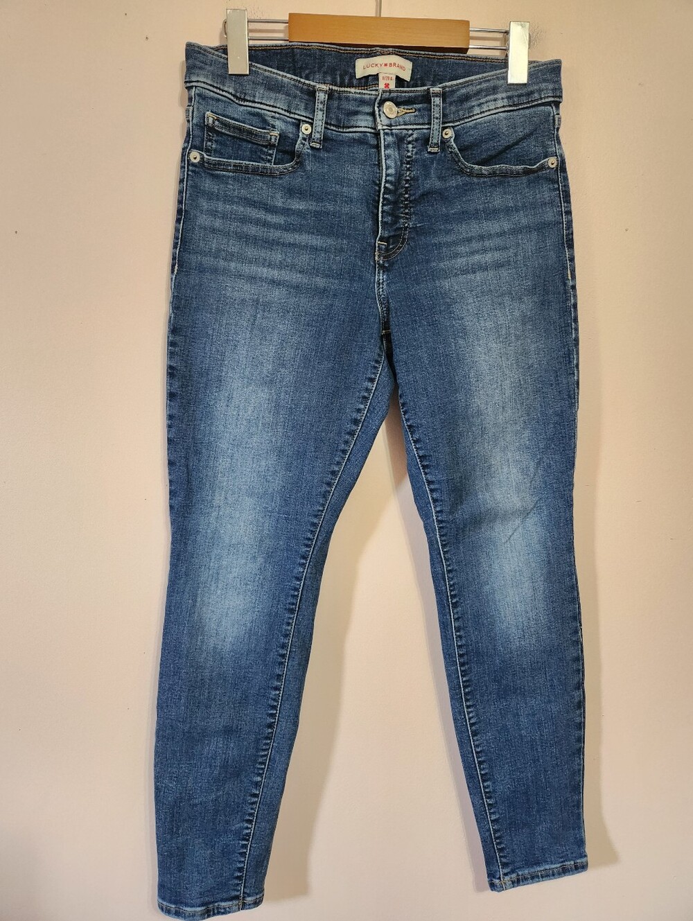 Lucky Brand Ava Mid Rise Skinny Blue Jeans Medium Wash Stretch Denim Size 8 29